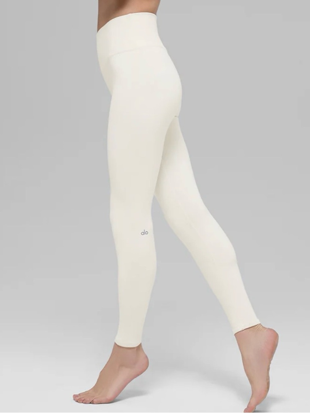 ALO Yoga Ivory High-Waisted Airbrush  Leggings
